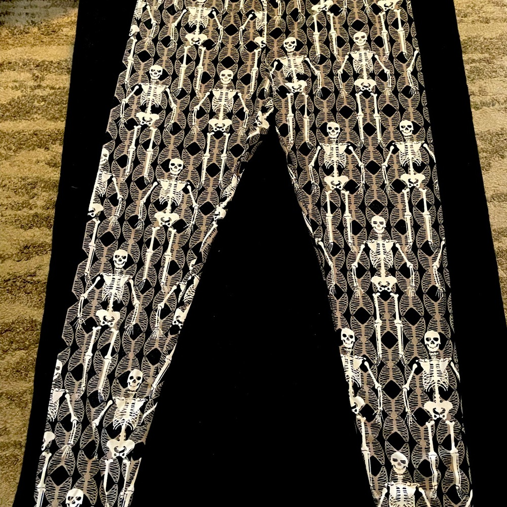 LulaRoe Skeleton Halloween Leggings